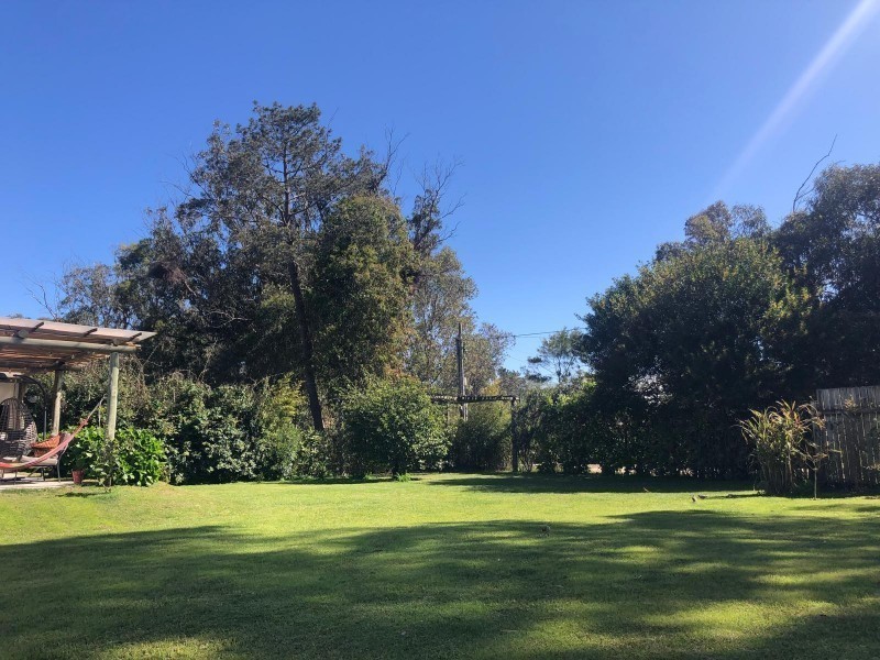Excelente casa en el Tesoro con amplio jardín y parrillero