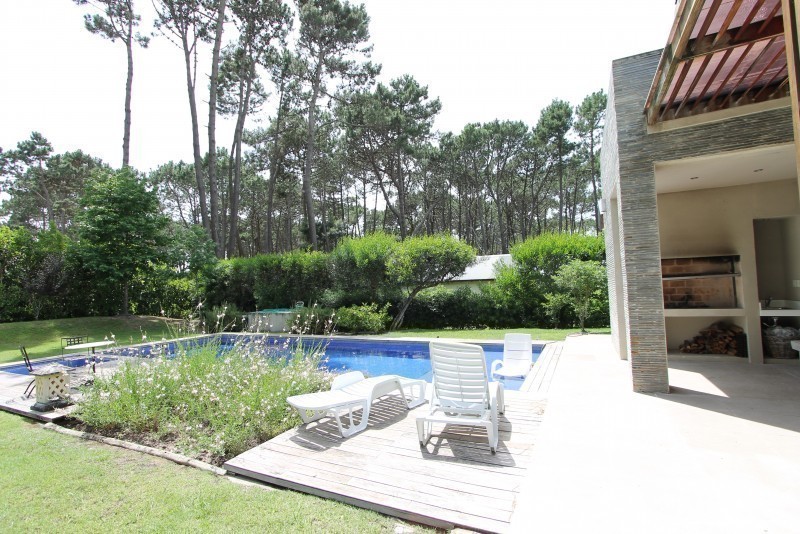 Muy linda casa en Laguna Blanca