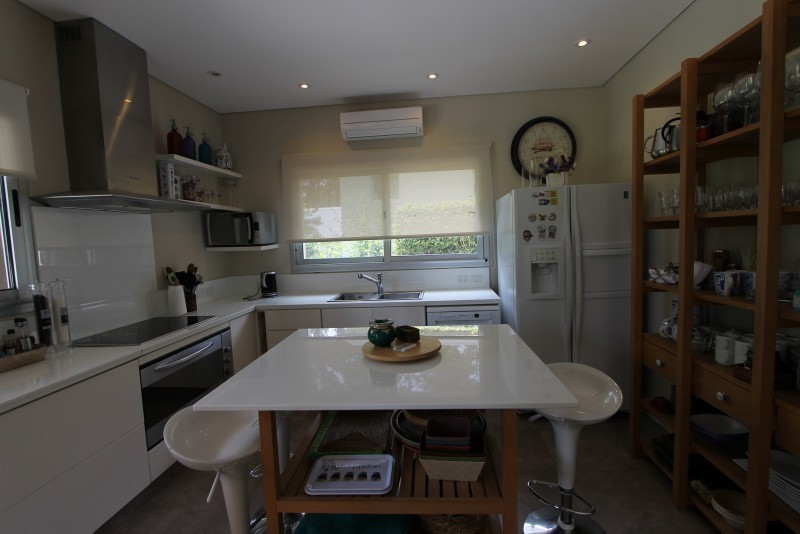 Muy linda casa en Laguna Blanca