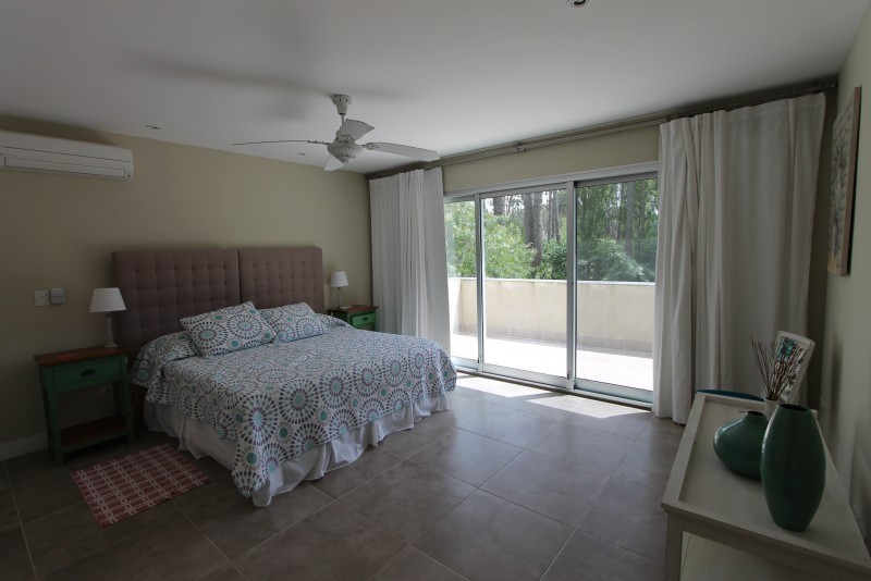 Muy linda casa en Laguna Blanca