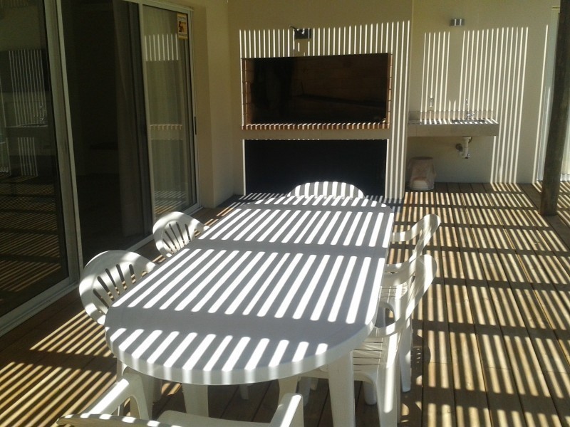 Casa en venta y alquiler en La Barra