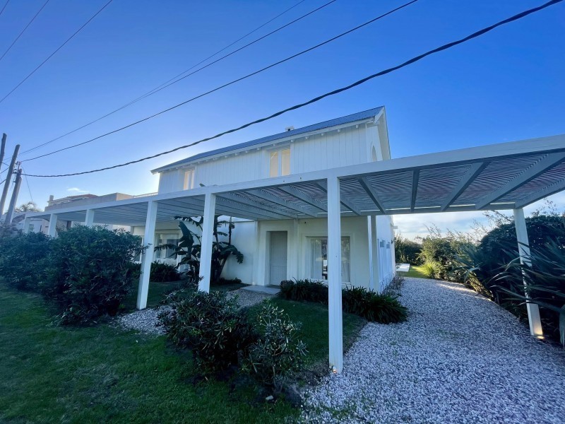 Muy linda casa en venta en el pueblo de José Ignacio
