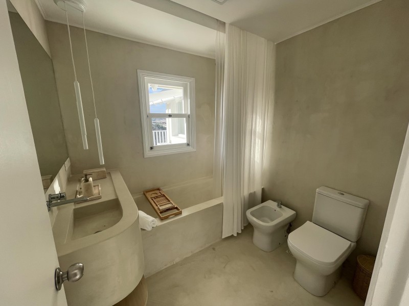 Muy linda casa en venta en el pueblo de José Ignacio