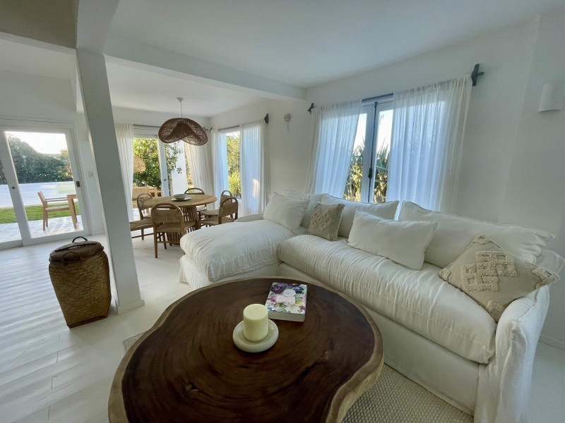 Muy linda casa en venta en el pueblo de José Ignacio