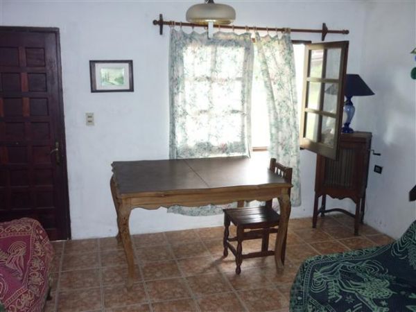 Linda casa, con amplios espacios.