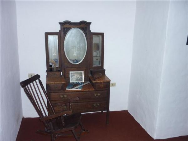 Linda casa, con amplios espacios.