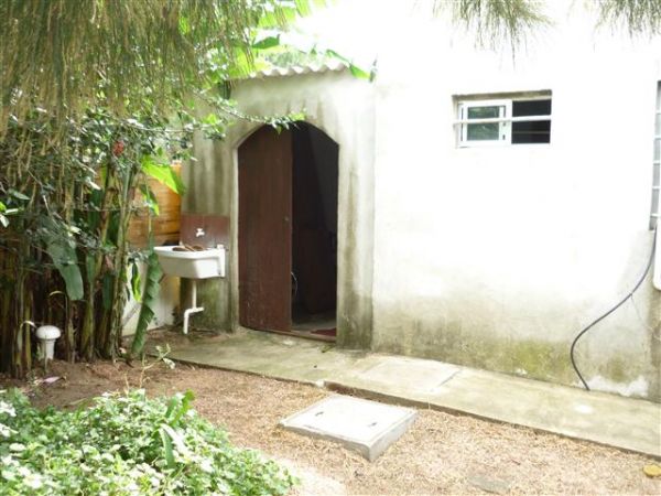 Linda casa, con amplios espacios.