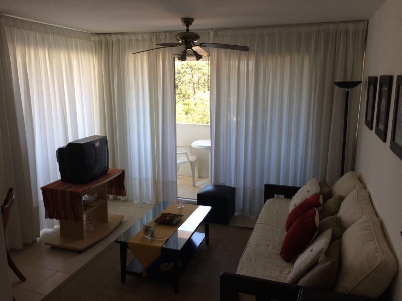 Departamento en alquiler sobre Roosevelt