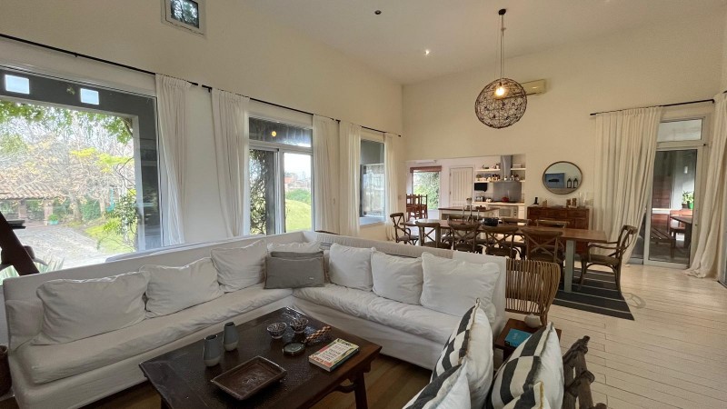 Lindísima casa en el bosque de Montoya en alquiler