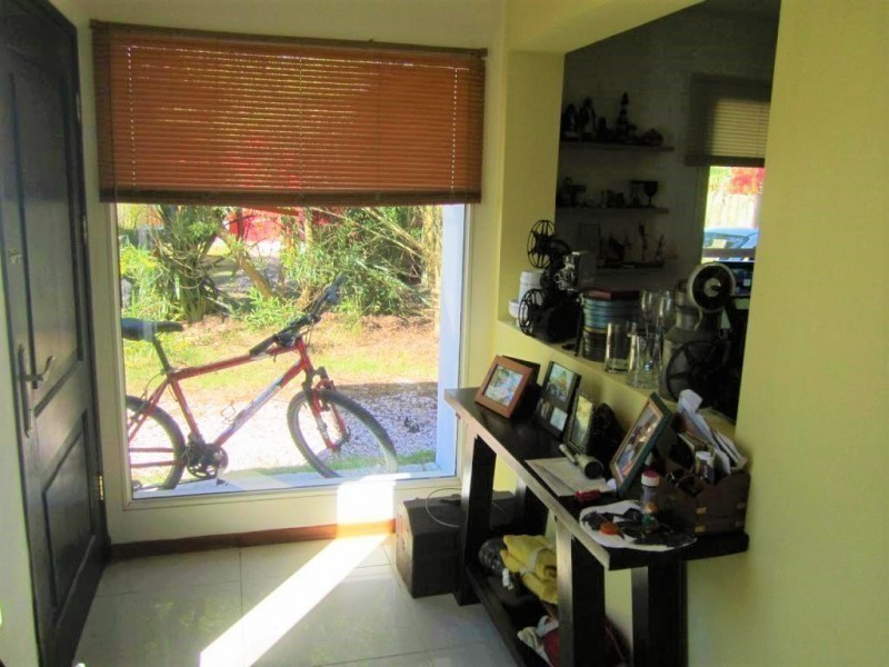 Linda y modera casa en barrio privado 