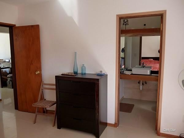Linda y modera casa en barrio privado 