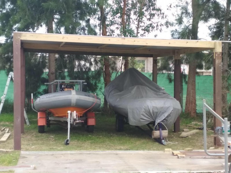 Linda y modera casa en barrio privado 