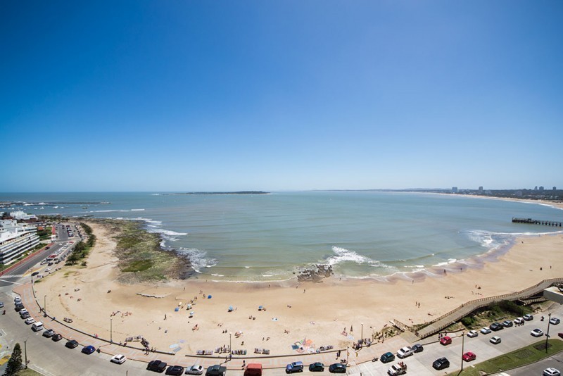 Departamento en venta primera linea de la mansa