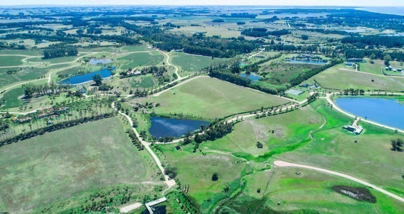 Chacra en venta en importante barrio cerrado en Manantiales