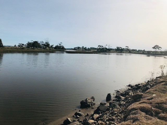 Excelente terreno sobre la laguna en La Barra