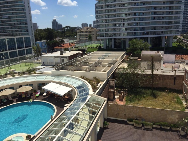 Departamento en torre premium frente al mar