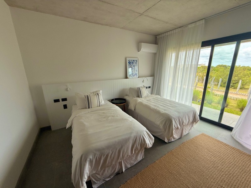 Espectacular casa en primera linea de Pinar del Faro