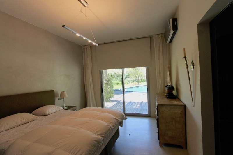 Espectacular Casa en Golf con Pileta