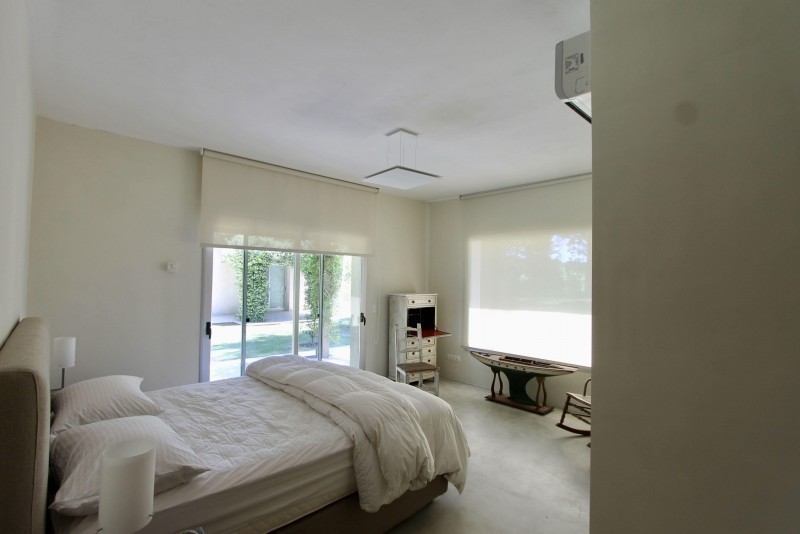 Espectacular Casa en Golf con Pileta