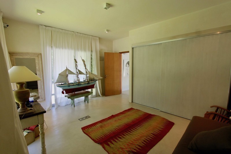 Espectacular Casa en Golf con Pileta