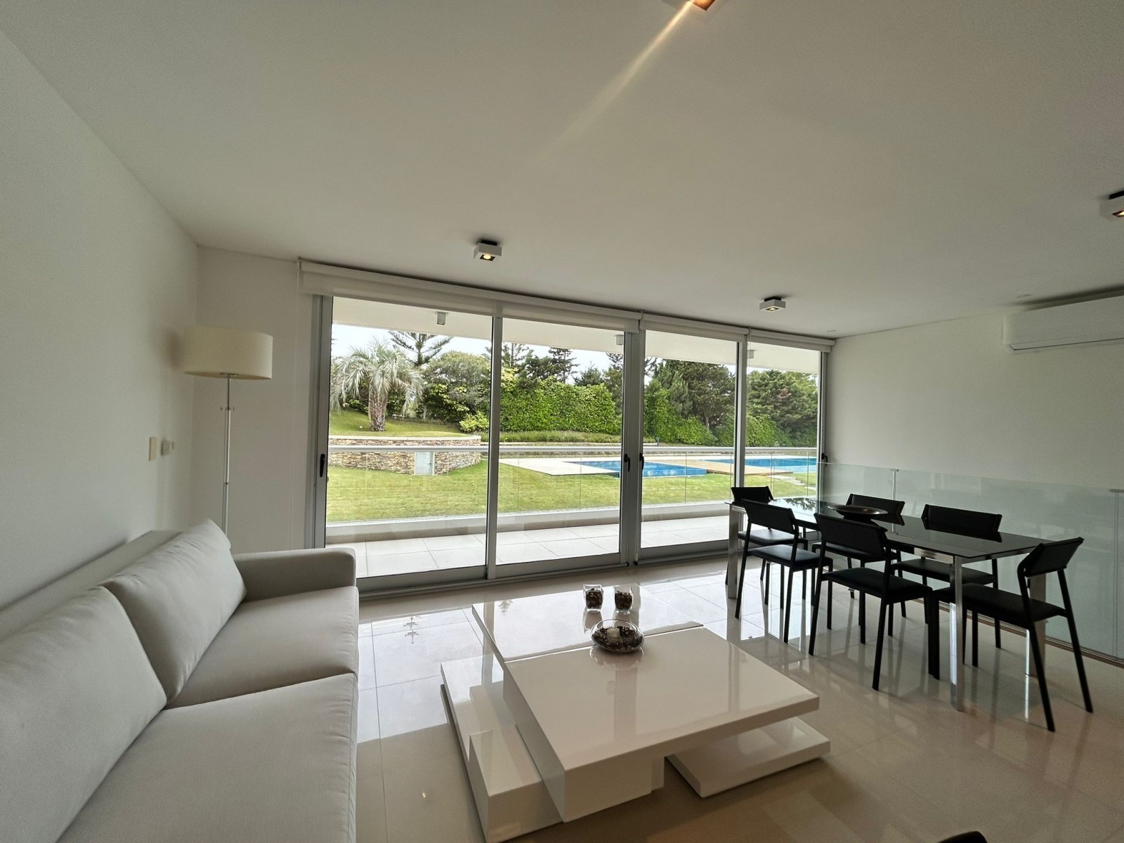 Departamento Duplex en Alquiler y Venta en Rincon del Indio 