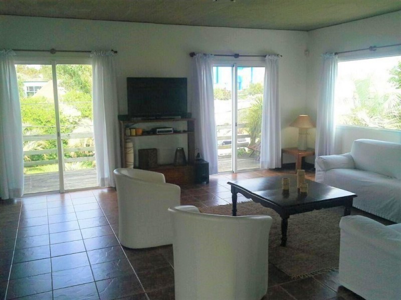 Excelente casa en plena Barra a pocas cuadras del mar
