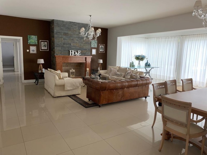 Espectacular residencia en alquiler en Punta del Este