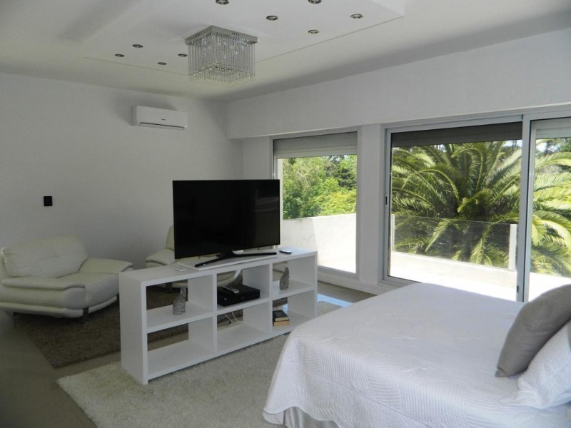 Espectacular residencia en alquiler en Punta del Este