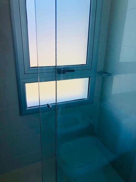 Excelente penthouse moderno con terraza parrillero y pileta