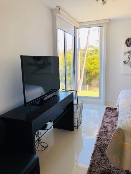 Excelente penthouse moderno con terraza parrillero y pileta