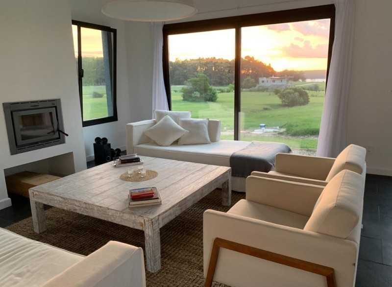 Lindisima casa en Laguna Estates