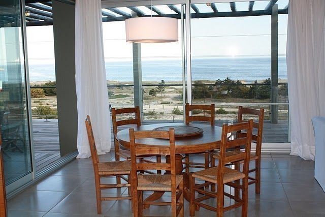 Casa en La Juanita con vista al mar