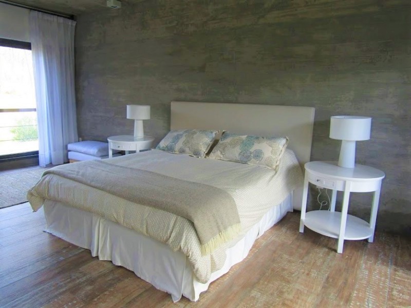 Excelente casa de estilo en Laguna Blanca barrio privado de Manantiales