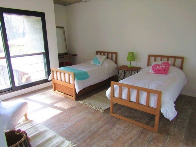 Excelente casa de estilo en Laguna Blanca barrio privado de Manantiales