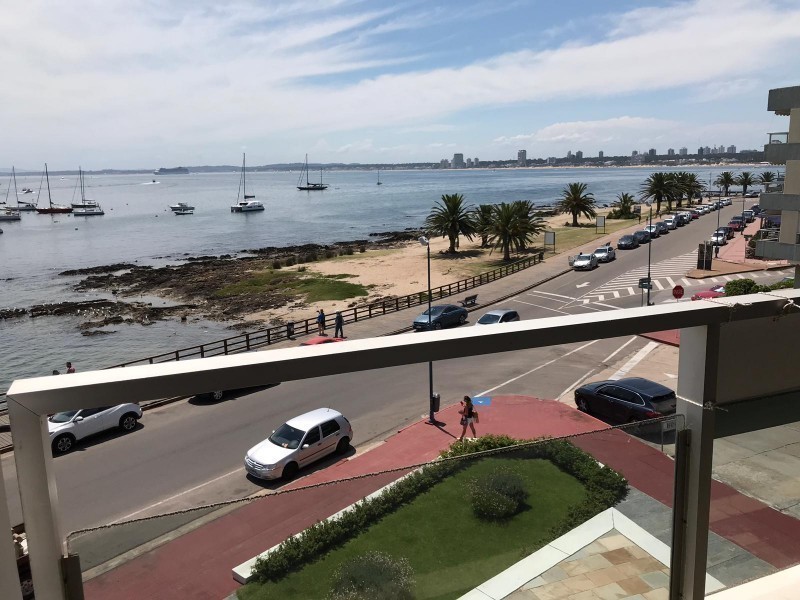 Departamento primera linea Punta del este