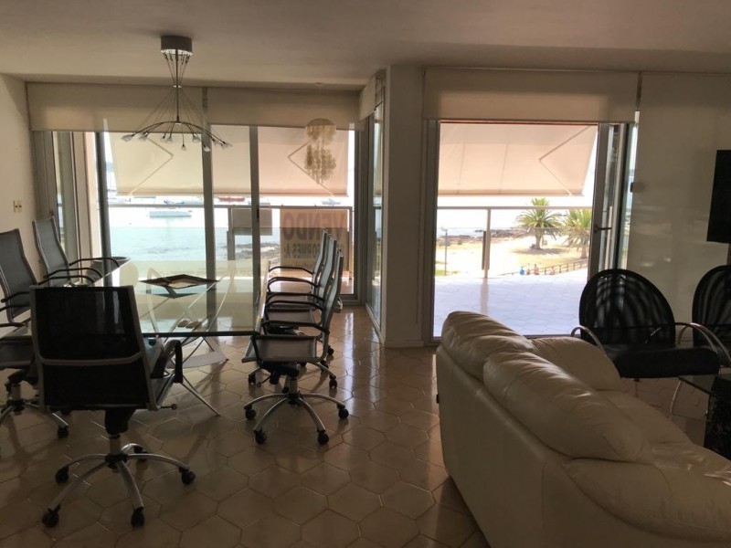 Departamento primera linea Punta del este