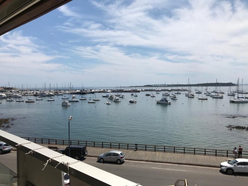 Departamento primera linea Punta del este