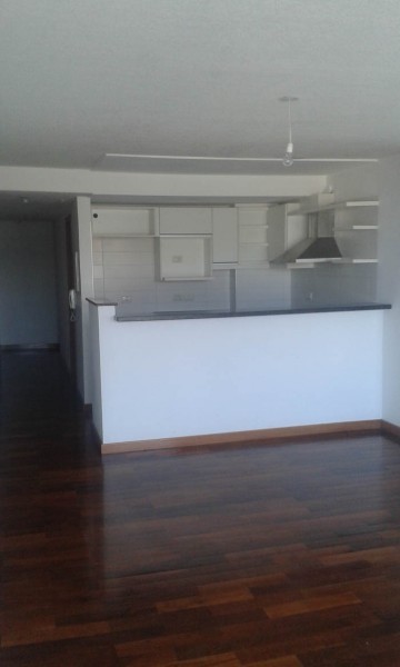 Apartamento de 1D en alquiler en Puerto del Buceo