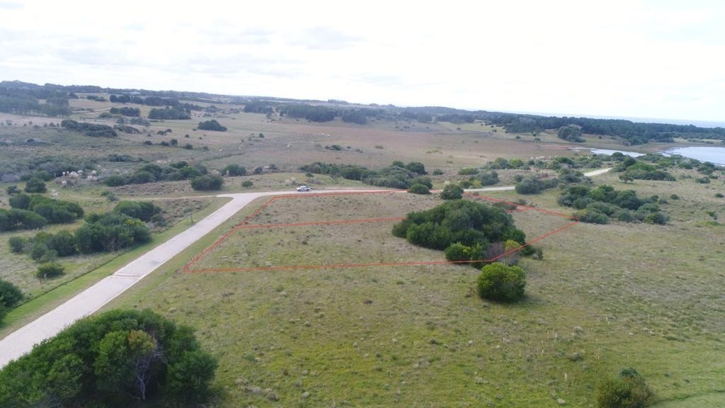 Amplio terreno en Laguna Escondida en venta