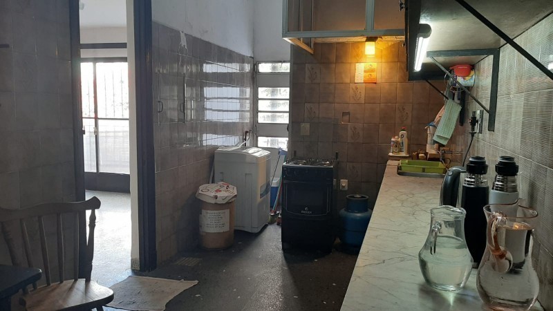 Casa en excelente estado, muy luminosa,cómoda, con espacios generosos.    