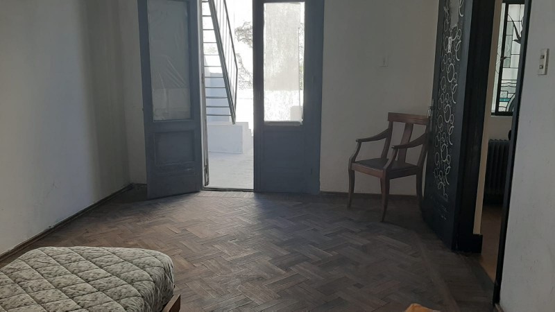 Casa en excelente estado, muy luminosa,cómoda, con espacios generosos.    