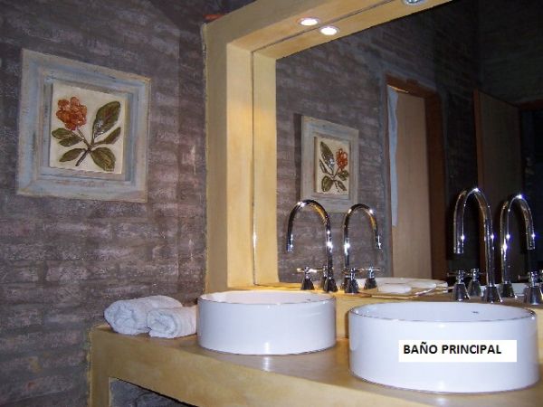 Encantador chalet en Altos de Punta Piedras.