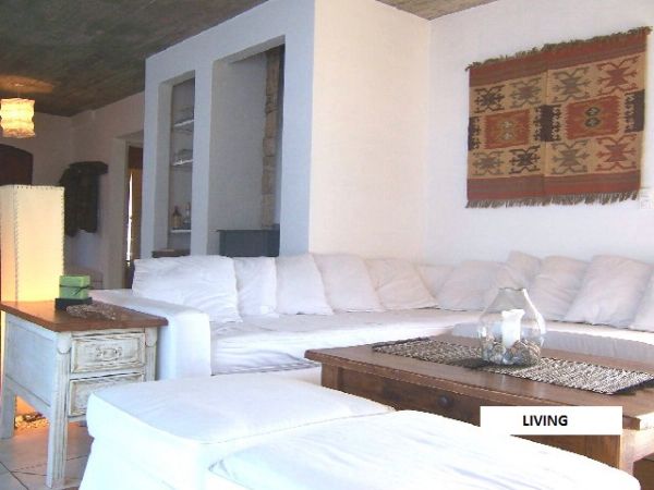 Encantador chalet en Altos de Punta Piedras.