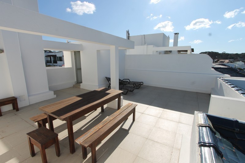 Amplio Penthouse en Esturion en Venta y alquiler