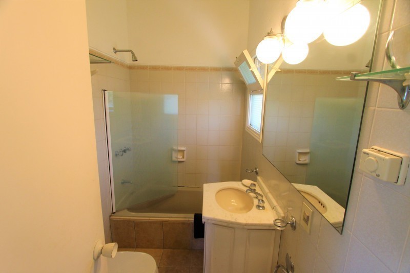 Casa en alquiler y venta en Altos de Punta Piedras