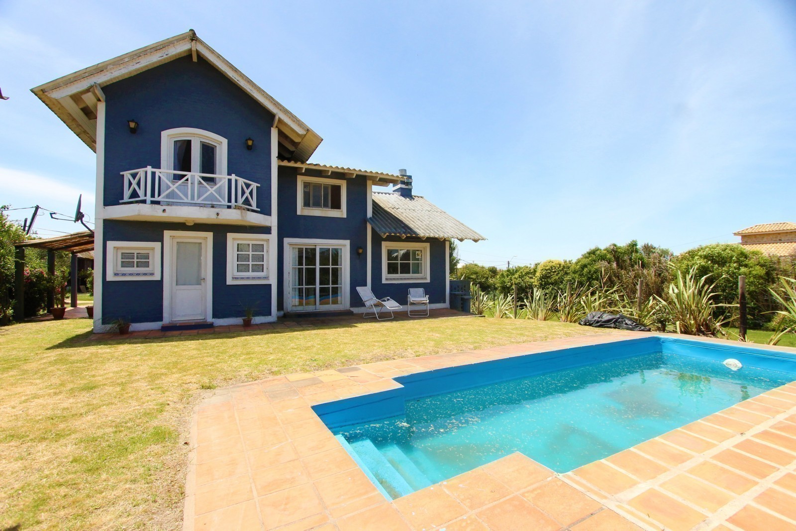 Casa en alquiler y venta en Altos de Punta Piedras