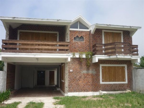 Casa en venta en Balneario Buenos Aires.