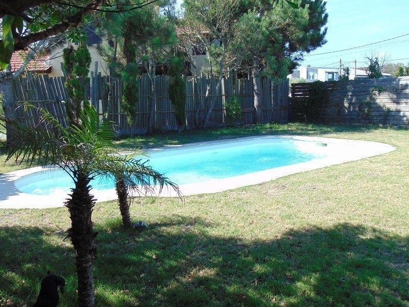 Casa en alquiler en Balneario Buenos Aires.