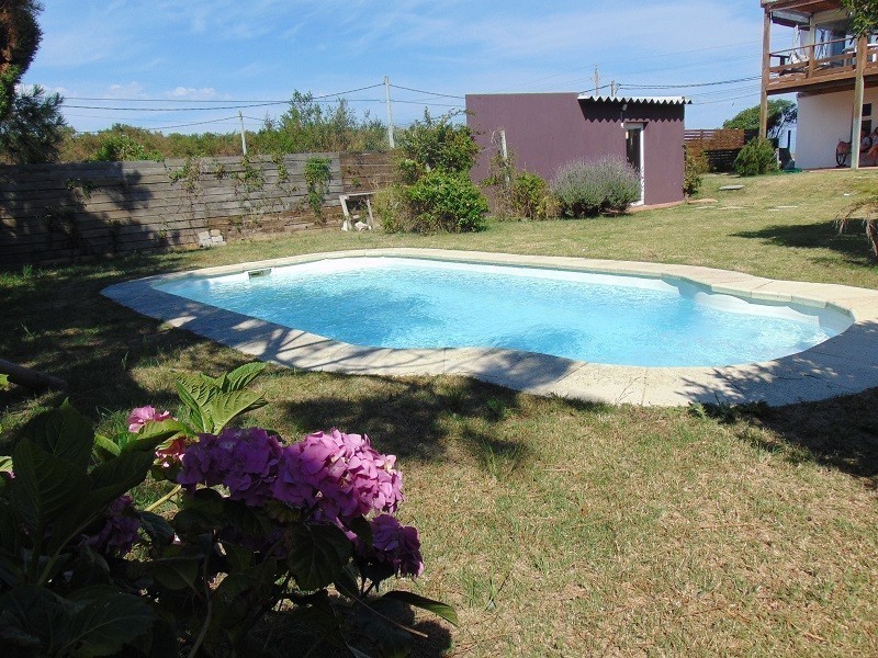 Casa en alquiler en Balneario Buenos Aires.