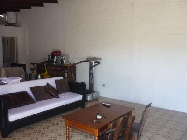 Casa en alquiler en Balneario Buenos Aires.